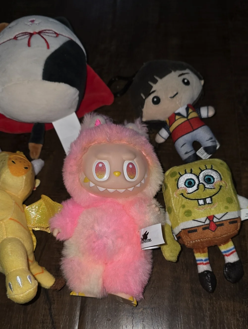 Plush Bundle Including Labubu - Picture 2 of 3